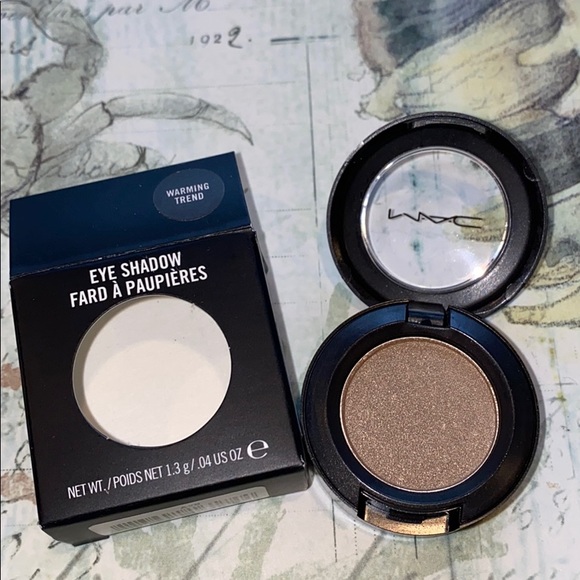 MAC COSMETICS BNIB WARMING TREND Veluxe eyeshadow - Picture 1 of 5